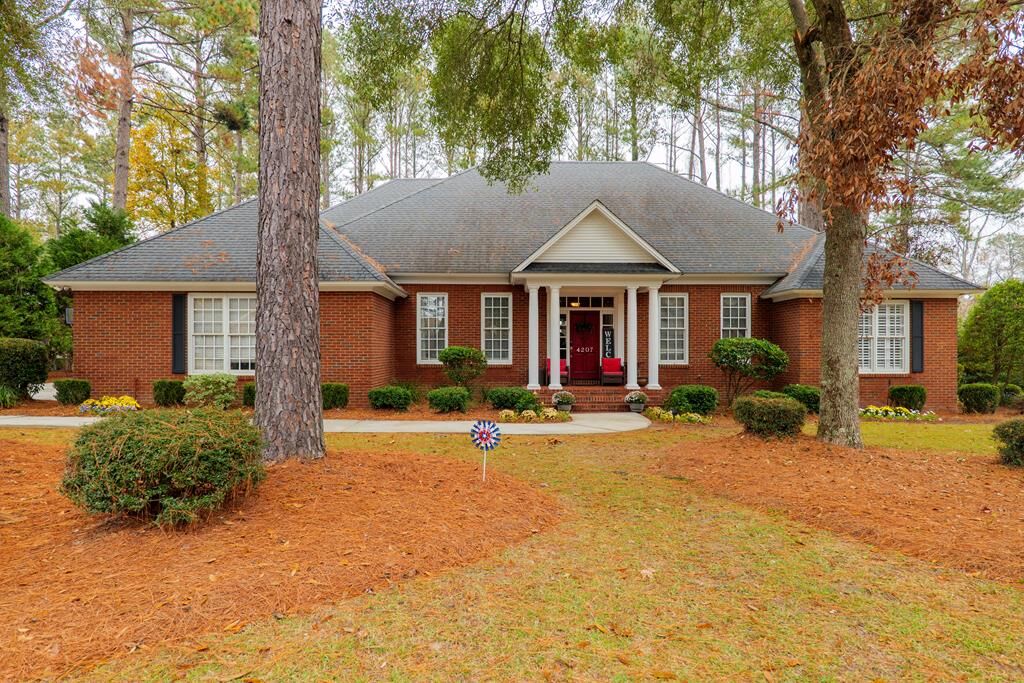 Property Photo:  4207 Whisperwood Circle  GA 31602 