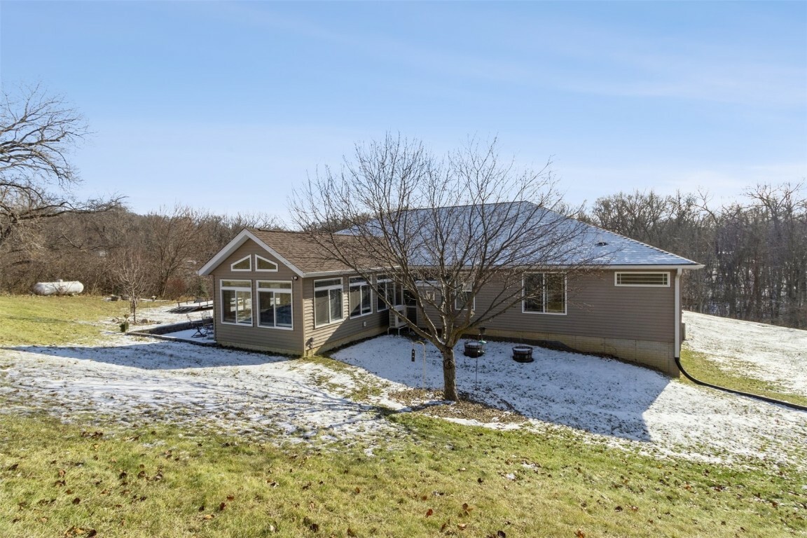 Property Photo:  11 Valley Forge Drive  IA 52253 