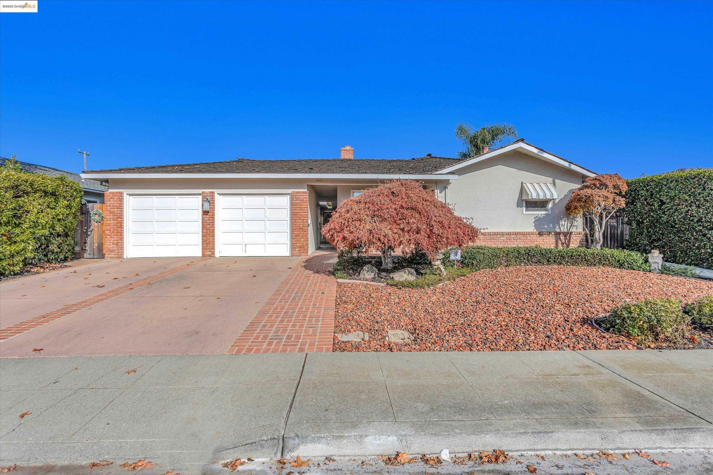 Property Photo:  840 Sevely Dr  CA 94041 