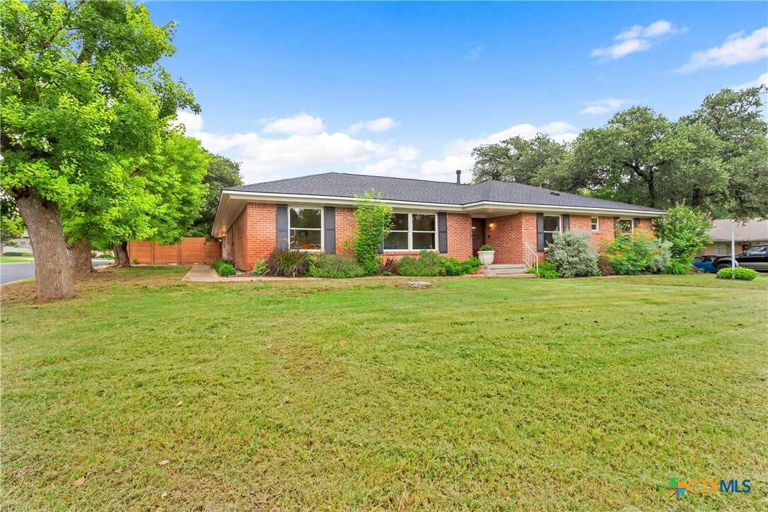 Property Photo:  1308 Cardinal Hill Circle  TX 78758 