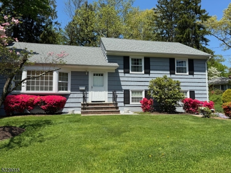 Property Photo:  105 Mountain Avenue  NJ 07922 