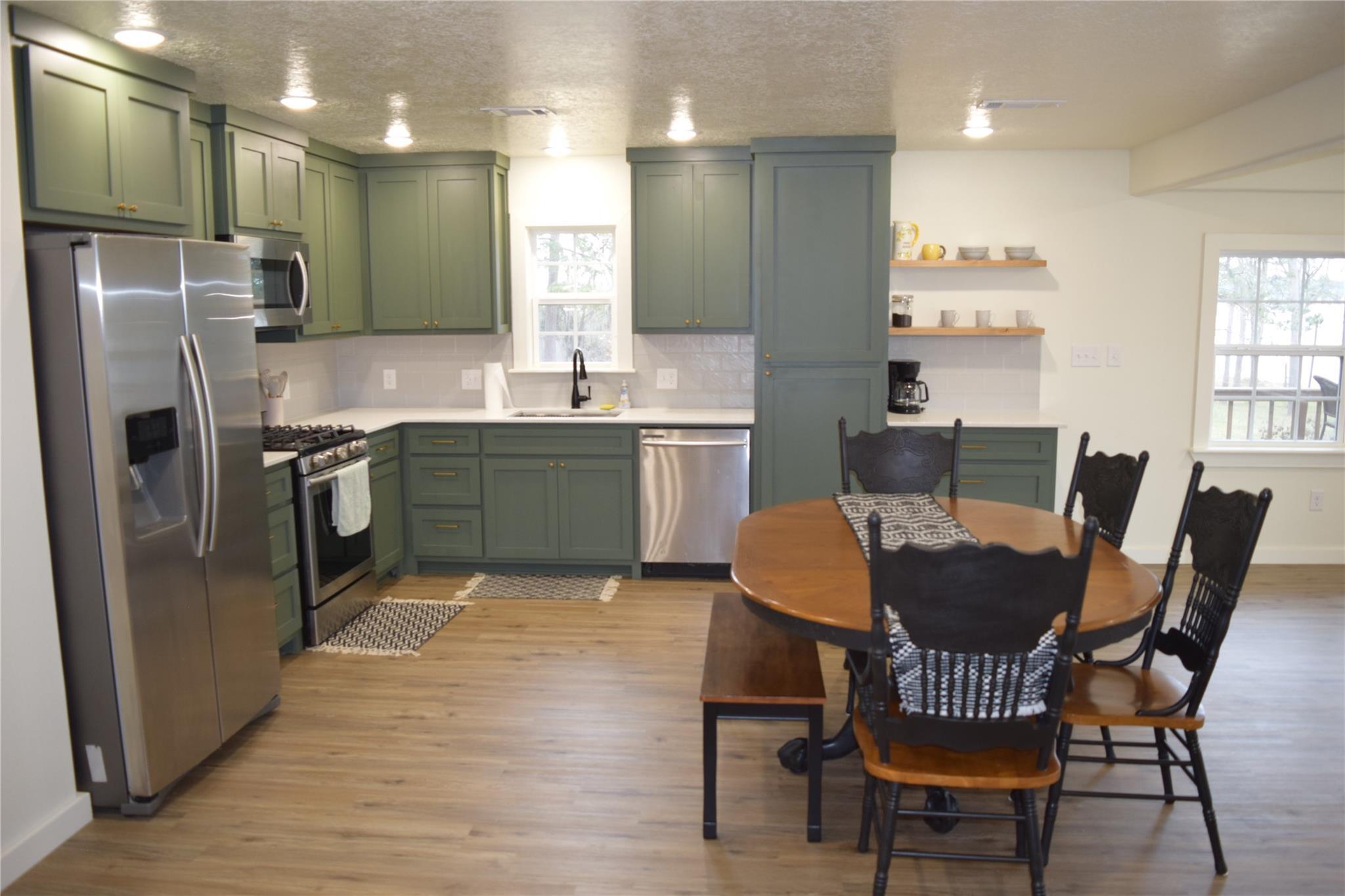 Property Photo: 237 Shawnee Drive TX 77360