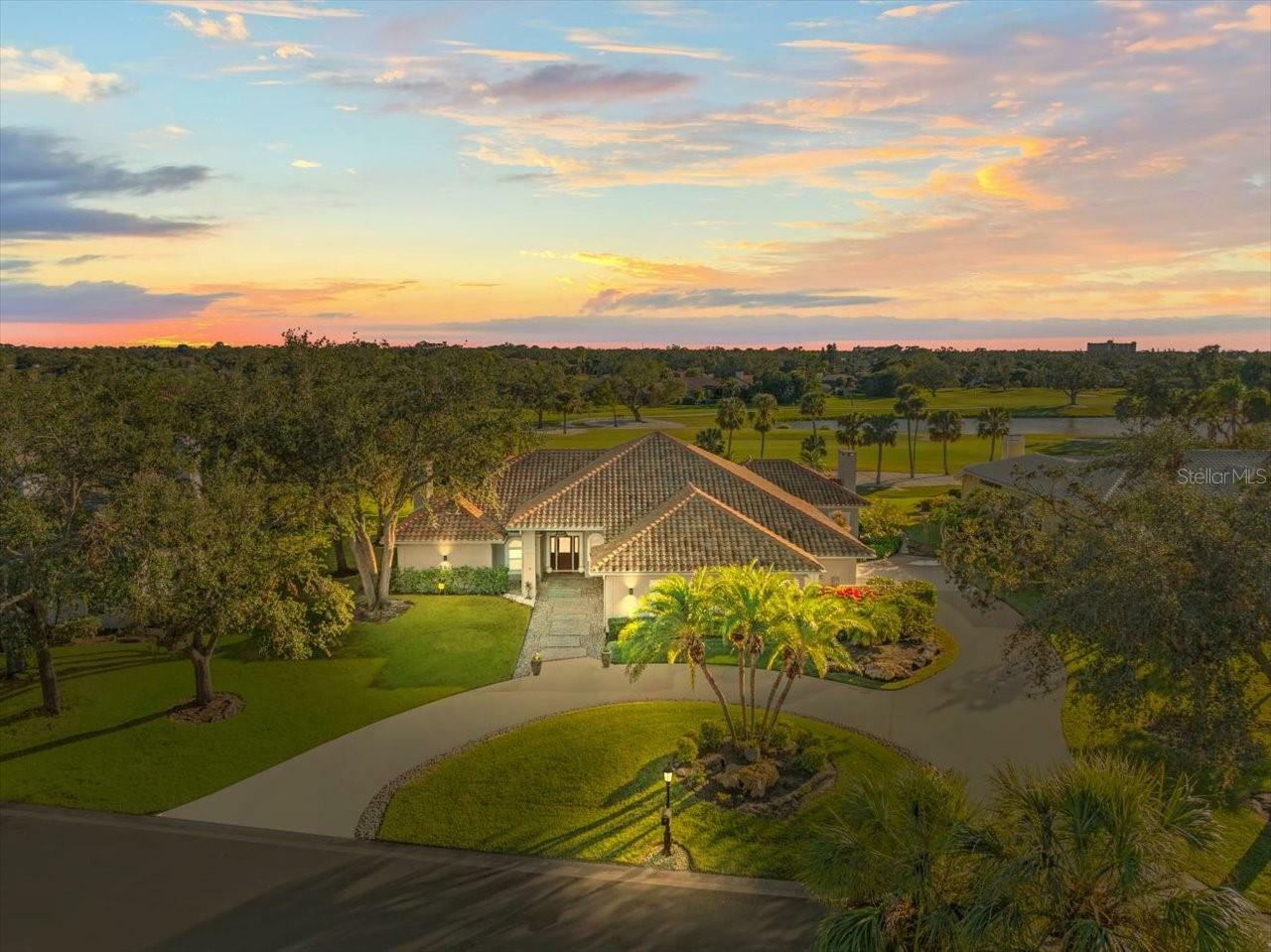 Property Photo: 4098 Las Palmas Way FL 34238