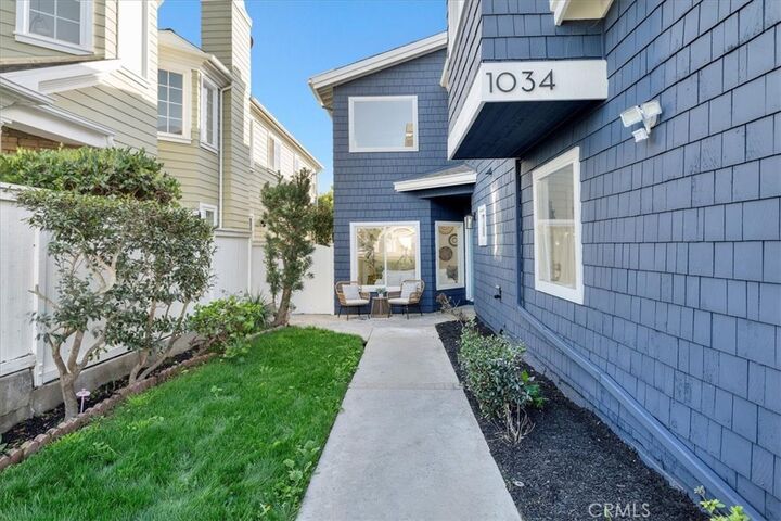 Property Photo: 1034 Avenue D CA 90277
