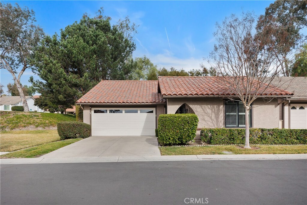 Property Photo:  23652 Villena  CA 92692 