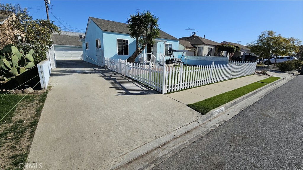 14904 Miller Avenue  Gardena CA 90249 photo