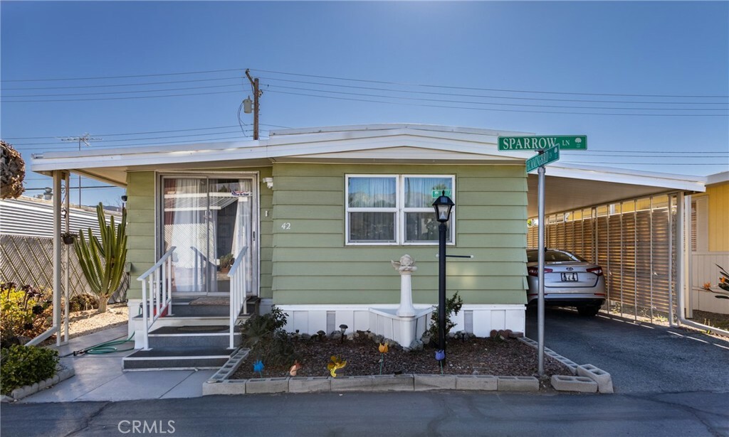 Property Photo:  721 N Sunset Avenue 42  CA 92220 