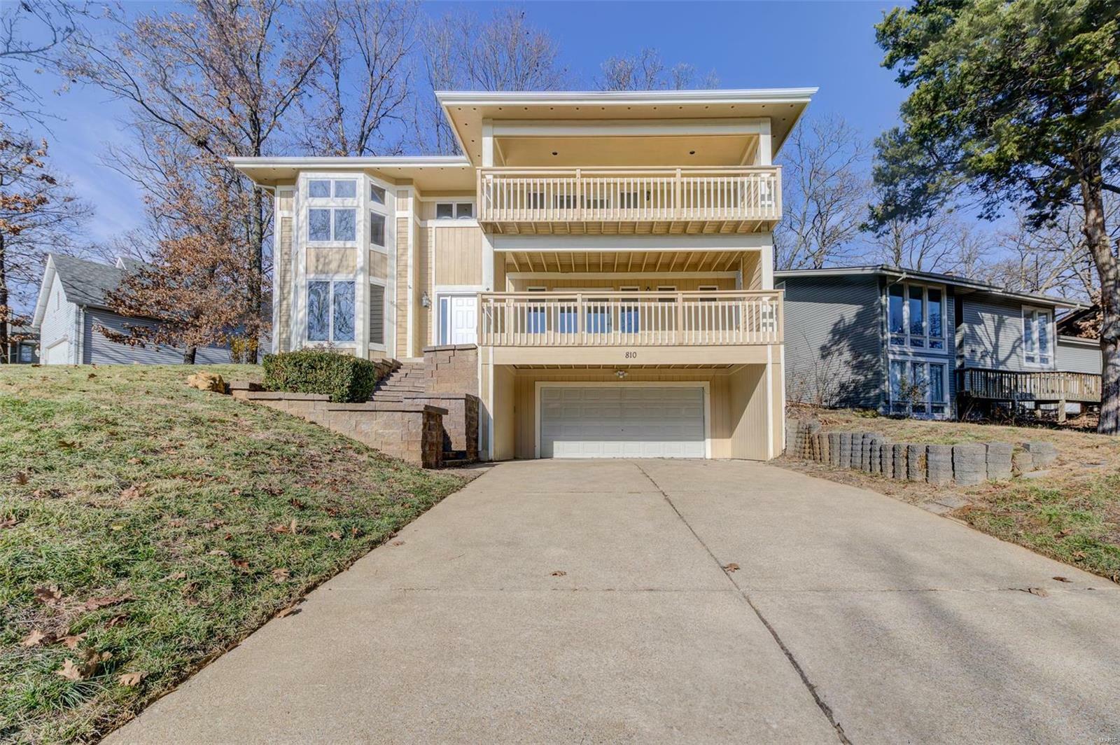 Property Photo:  810 Edgewood Drive  MO 63367 