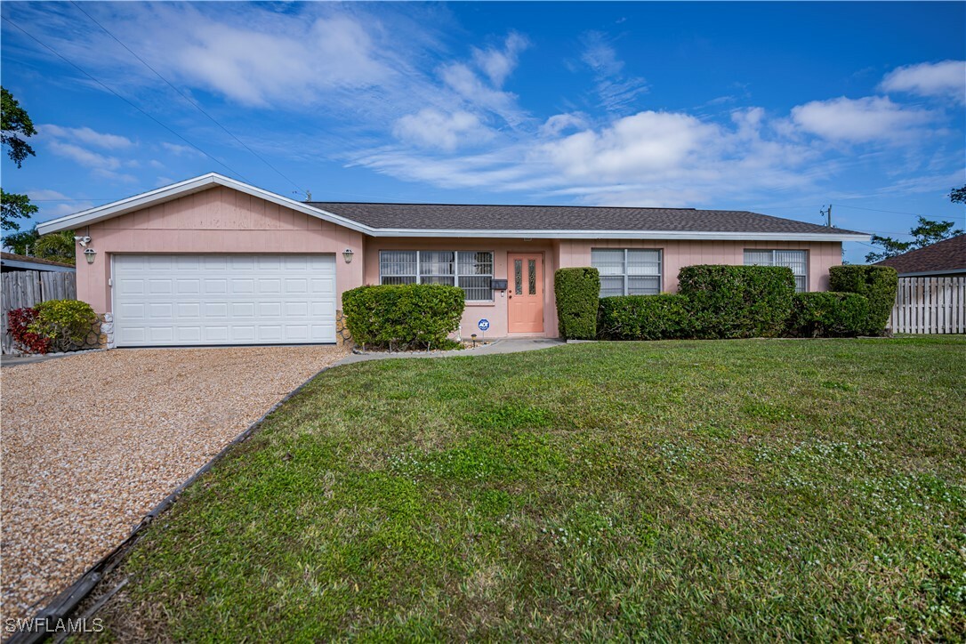 1319 SE 45th Street  Cape Coral FL 33904 photo