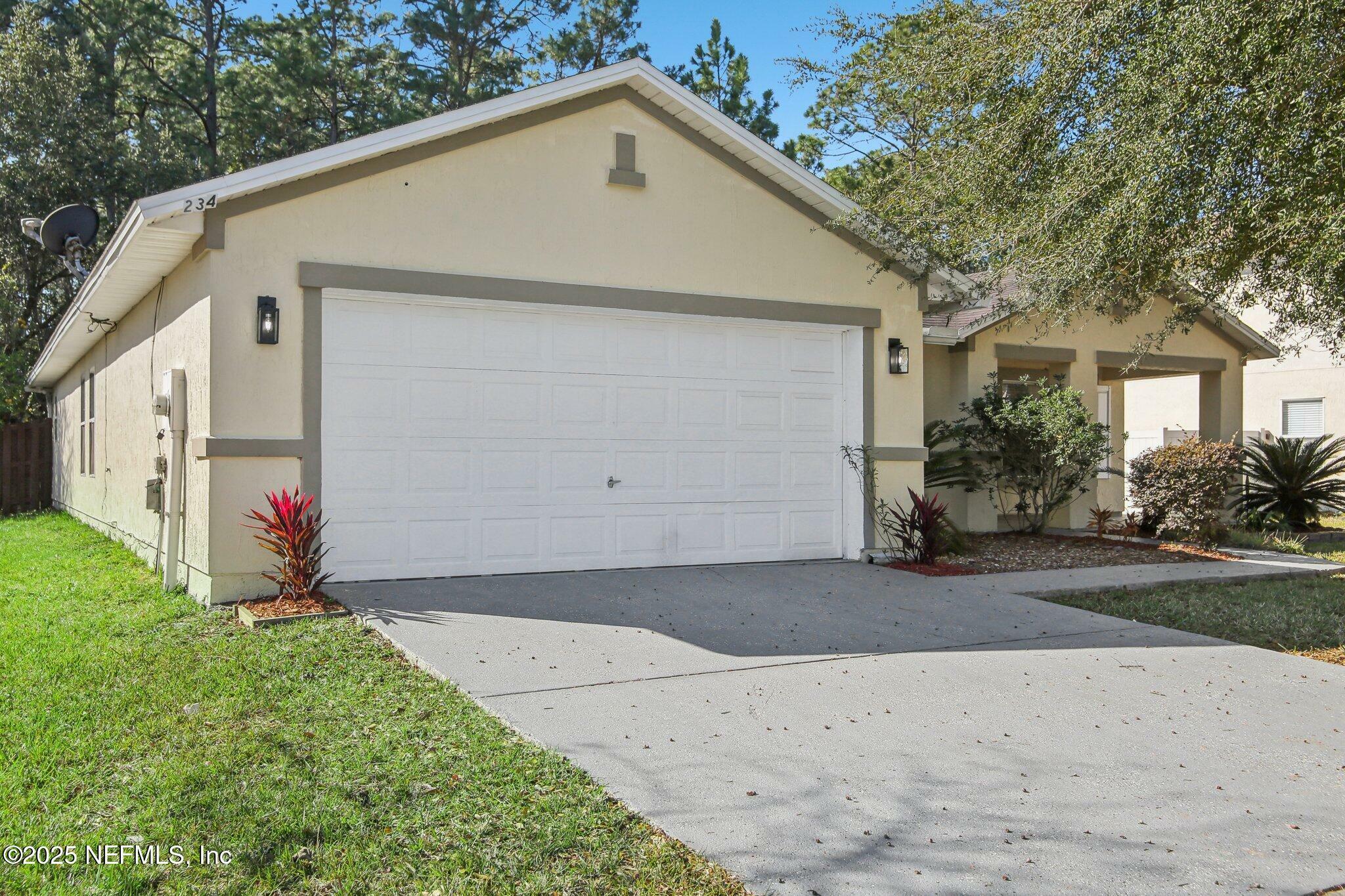 Property Photo:  2346 Adams Lake Boulevard  FL 32221 