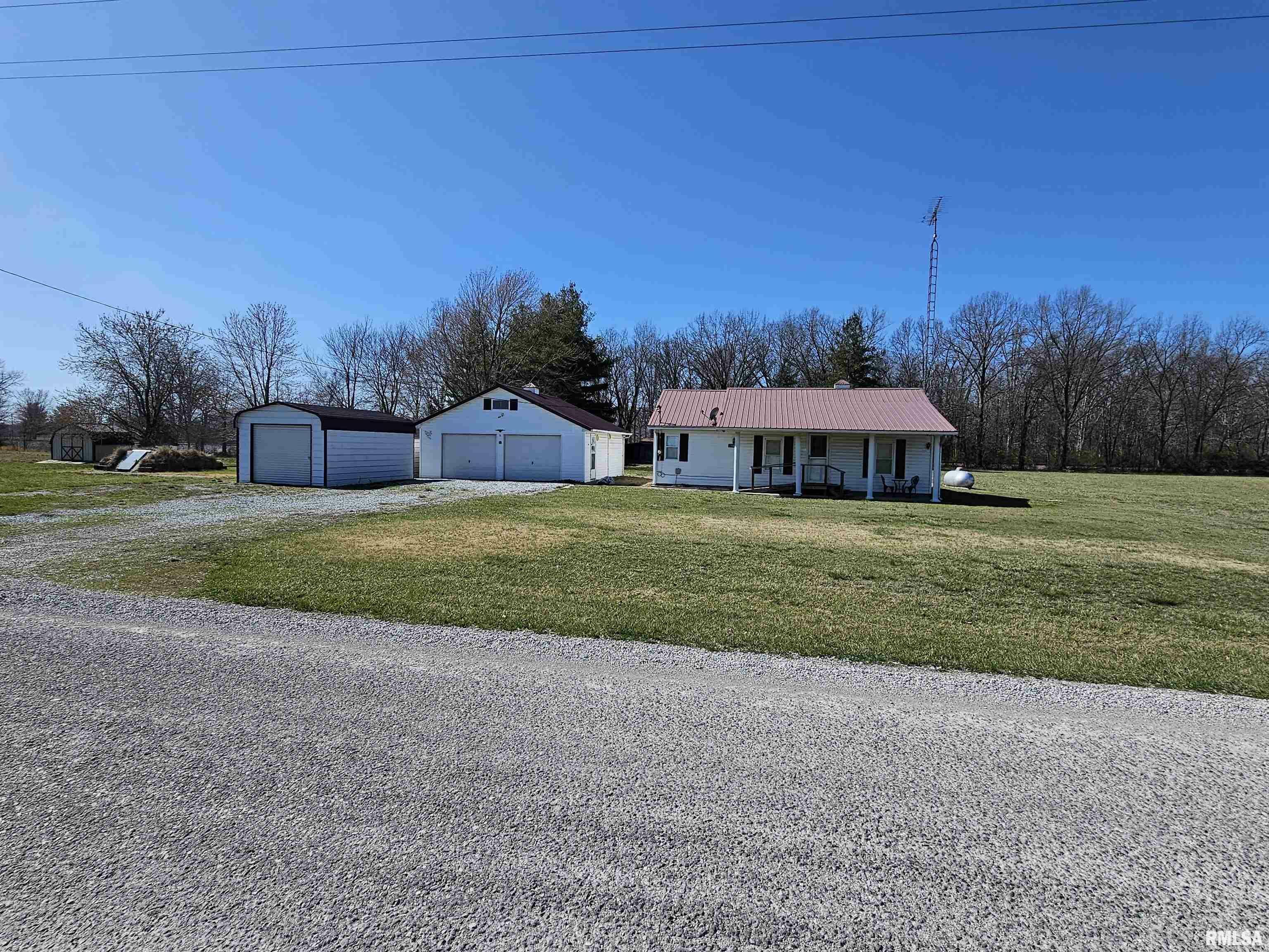 Property Photo:  17061 N Fairdrive Lane  IL 62898 