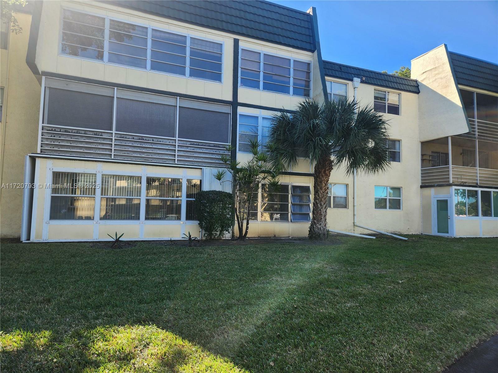 Property Photo:  9091 Lime Bay Blvd 110  FL 33321 