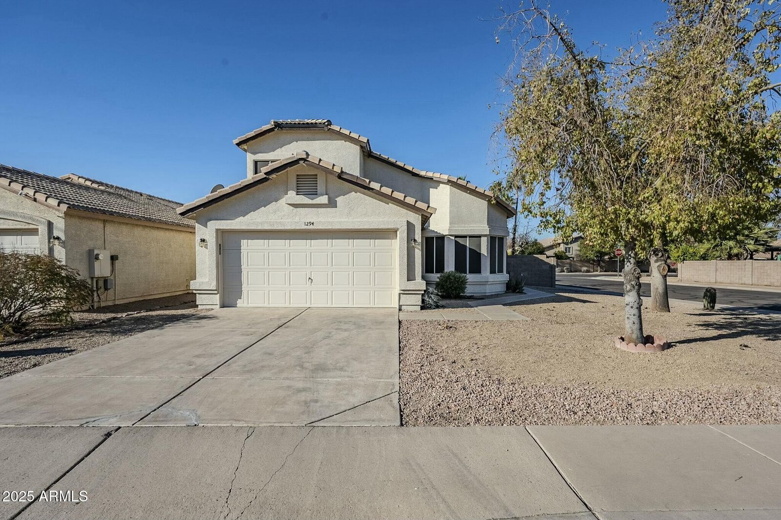 Property Photo:  1294 N Blackstone Drive  AZ 85224 