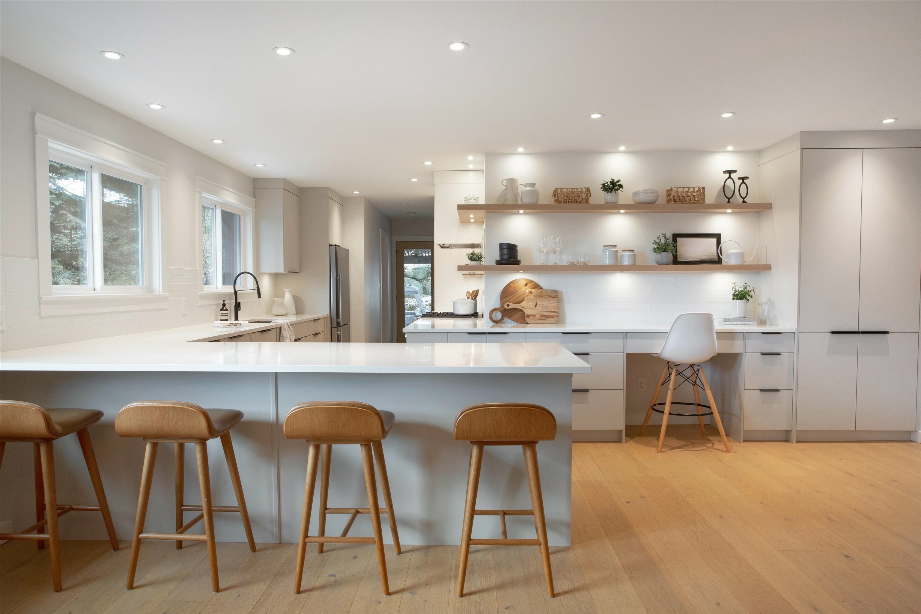 Property Photo: 2575 Caledonia Avenue BC V7G 1T8