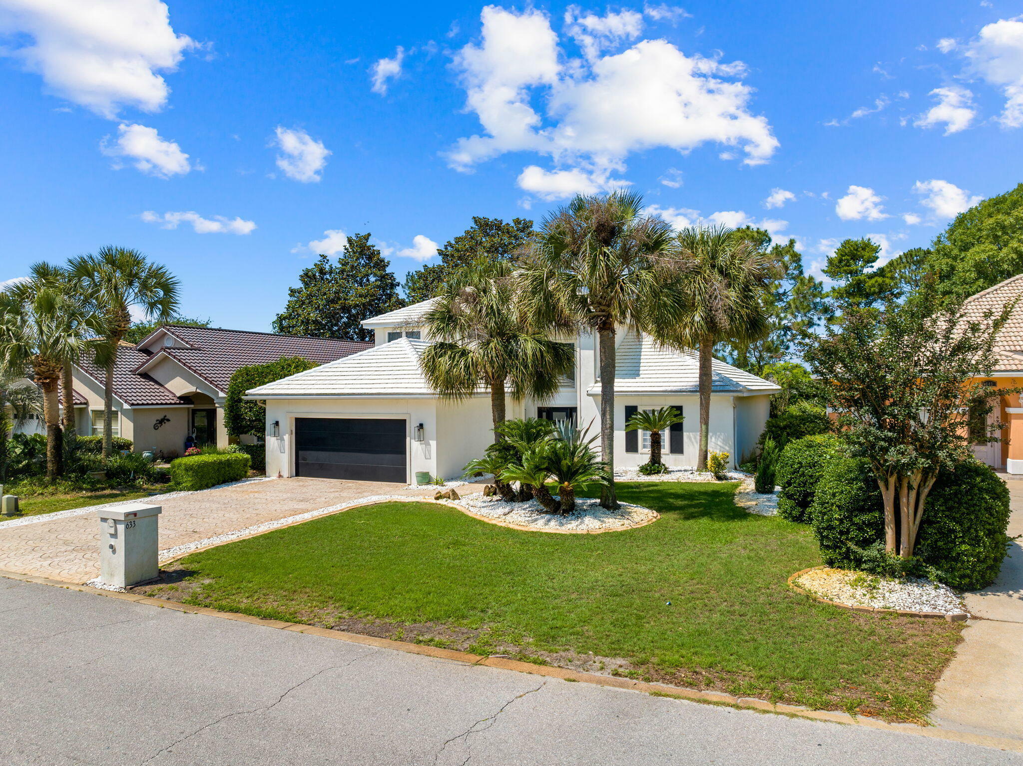 Property Photo: 633 Emerald Bay Drive FL 32541