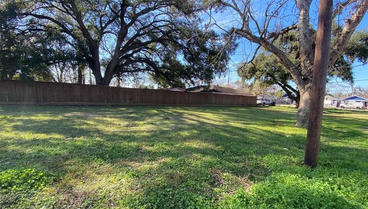 Property Photo:  0 Wipprecht Street  TX 77026 