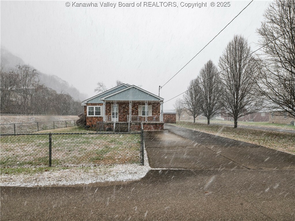 Property Photo:  118 Maroney Lane  WV 25015 