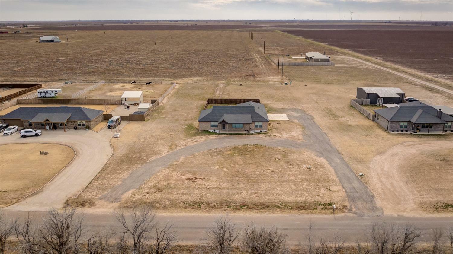 Property Photo: 9013 County Road 6100 Road TX 79363