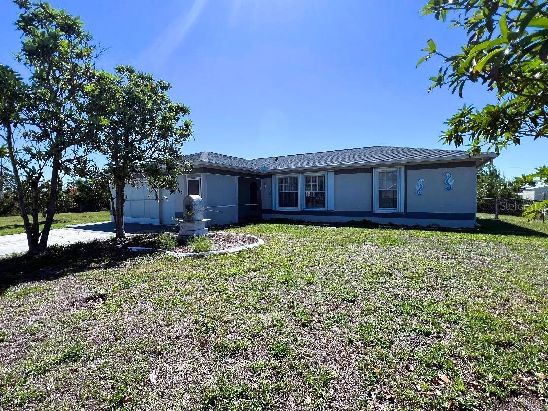 Property Photo:  12143 Du Barry Avenue  FL 33981 