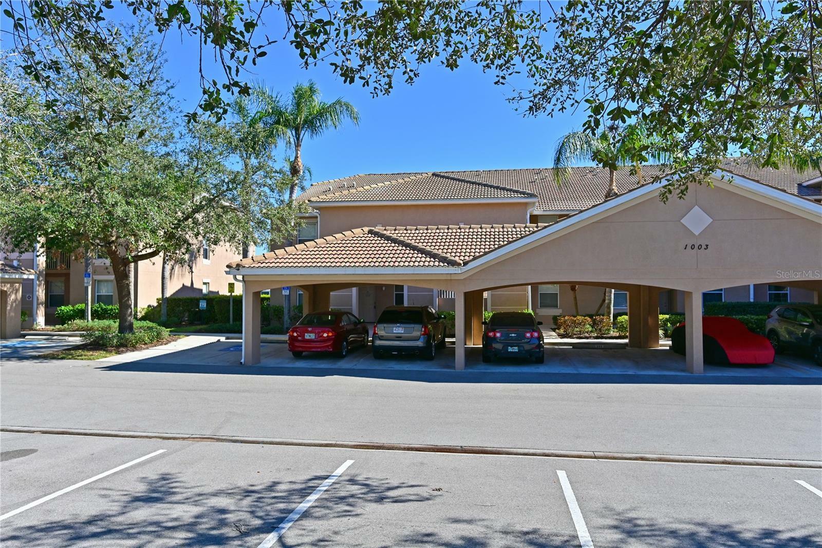 Property Photo:  1003 Fairwaycove Lane 101  FL 34212 