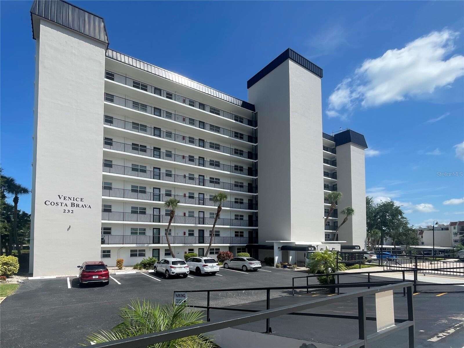 Property Photo:  232 Saint Augustine Avenue 404  FL 34285 