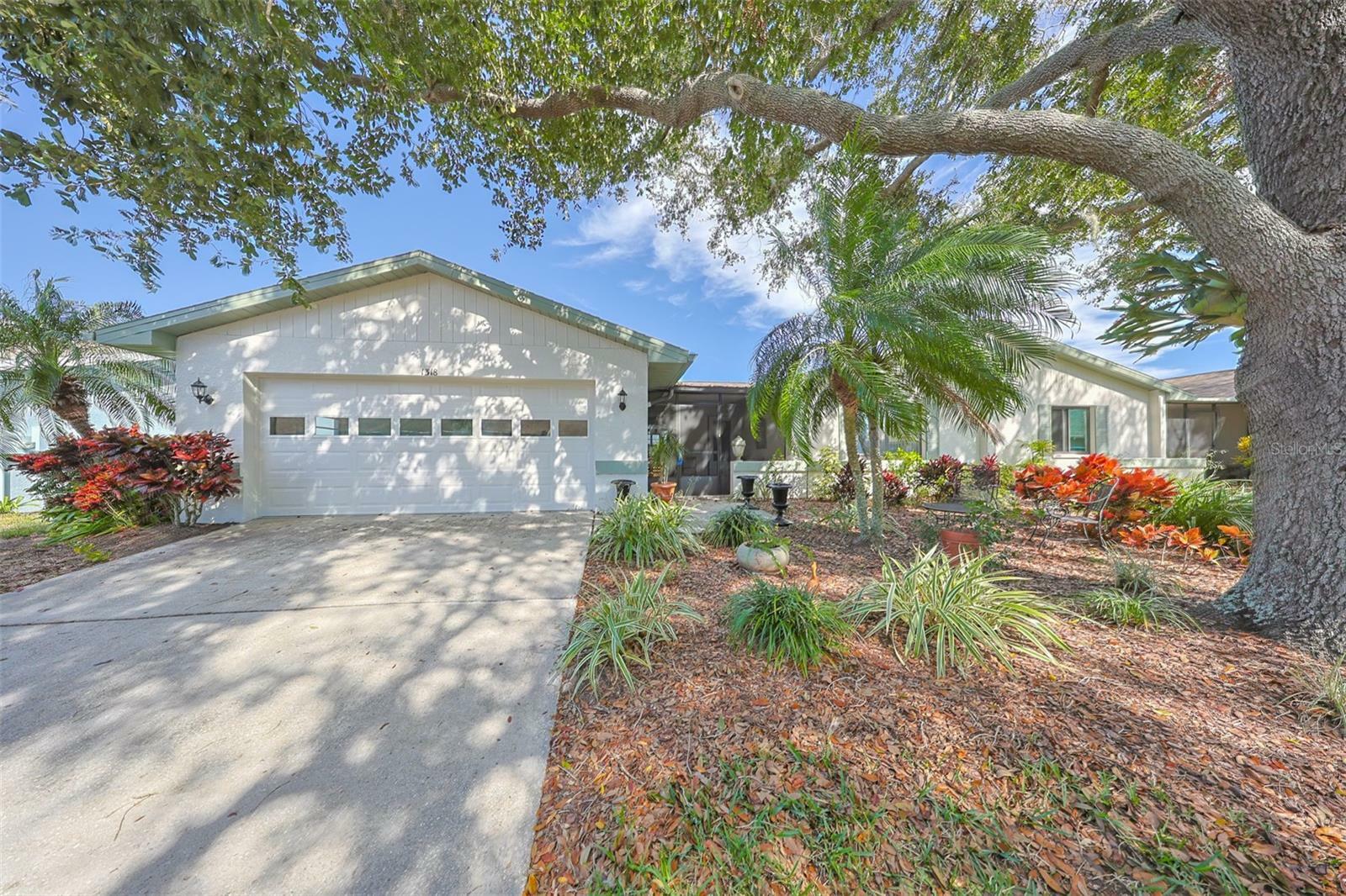 Property Photo:  1318 Leland Drive  FL 33573 