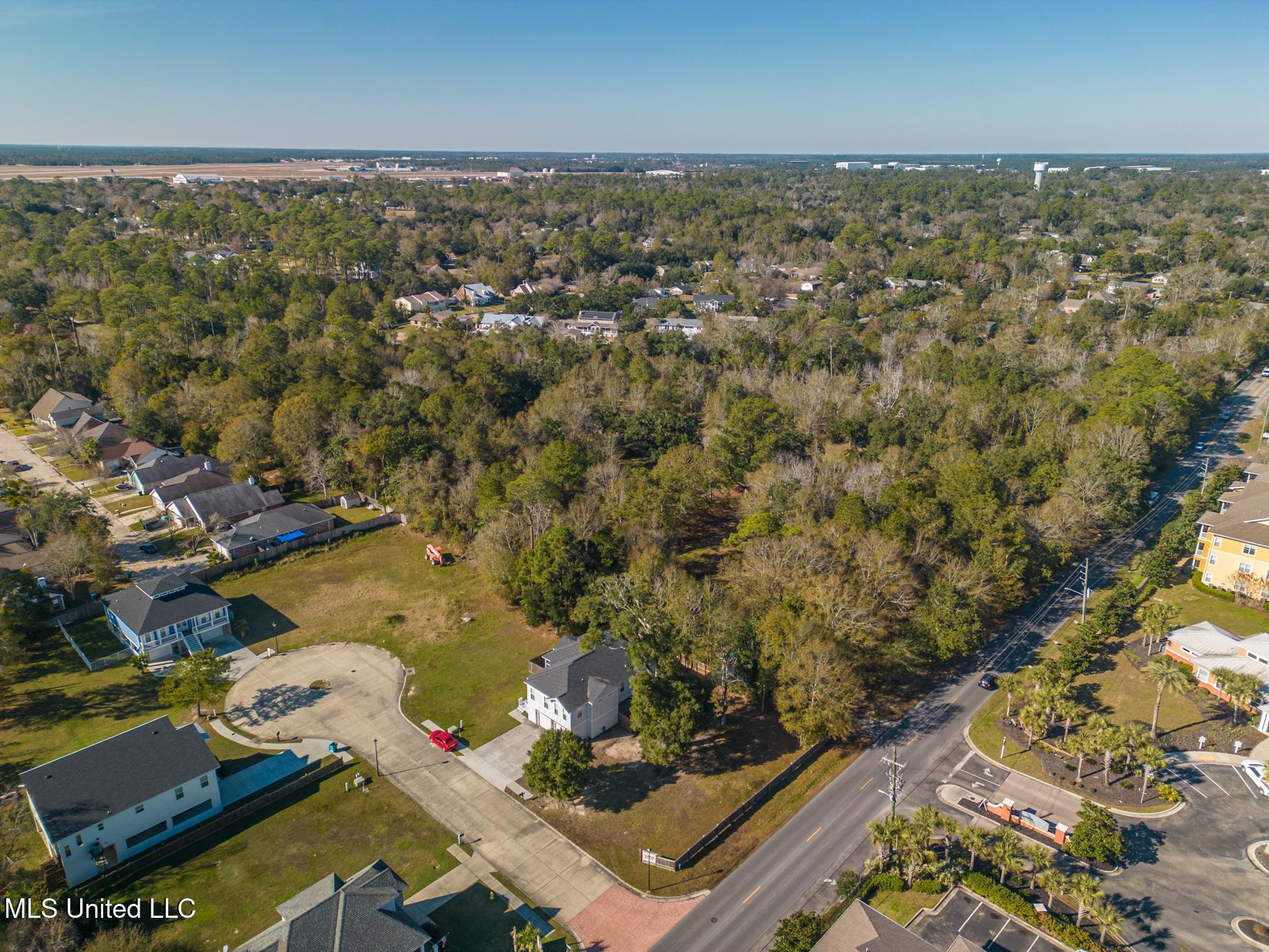 Property Photo: 1017 Courthouse Road MS 39507