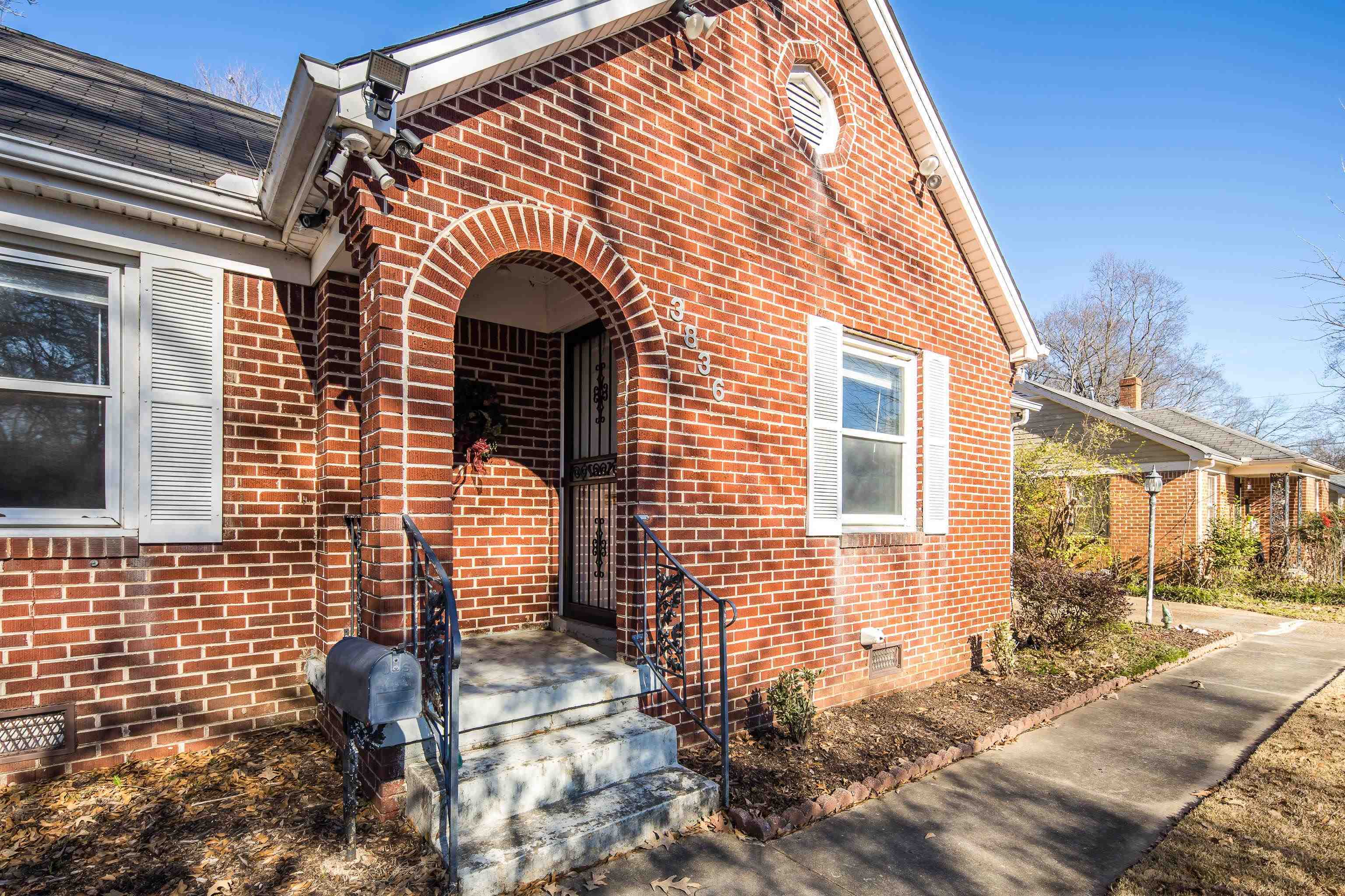 Property Photo:  3836 Allandale Ln  TN 38111 