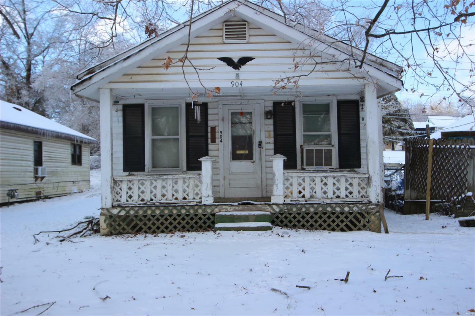 Property Photo:  904 Camilla Street  MO 63601 