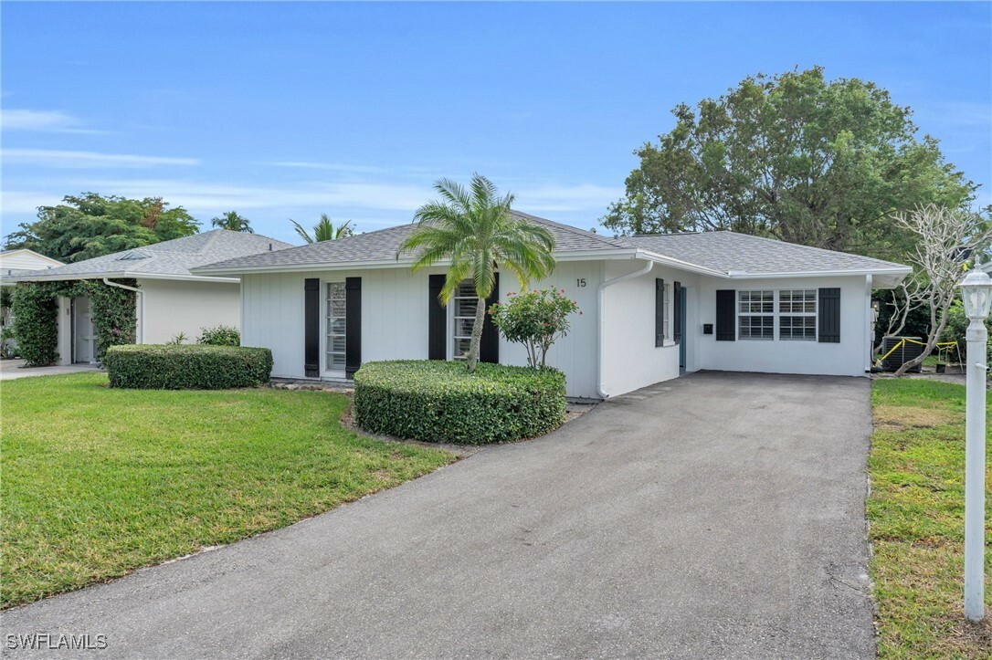 Property Photo:  15 Crooked Lane  FL 34112 