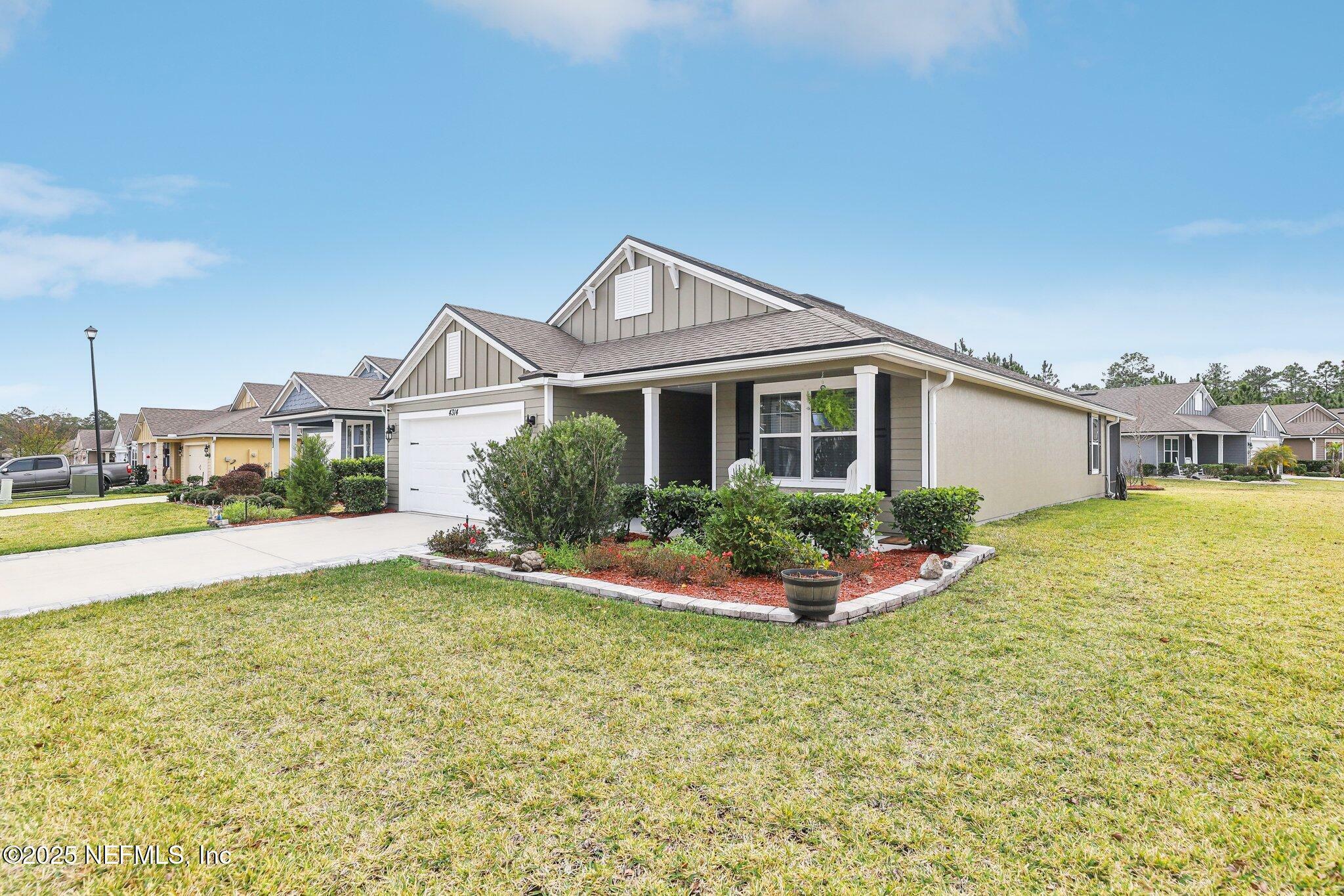 Property Photo:  4314 Green River Place  FL 32068 