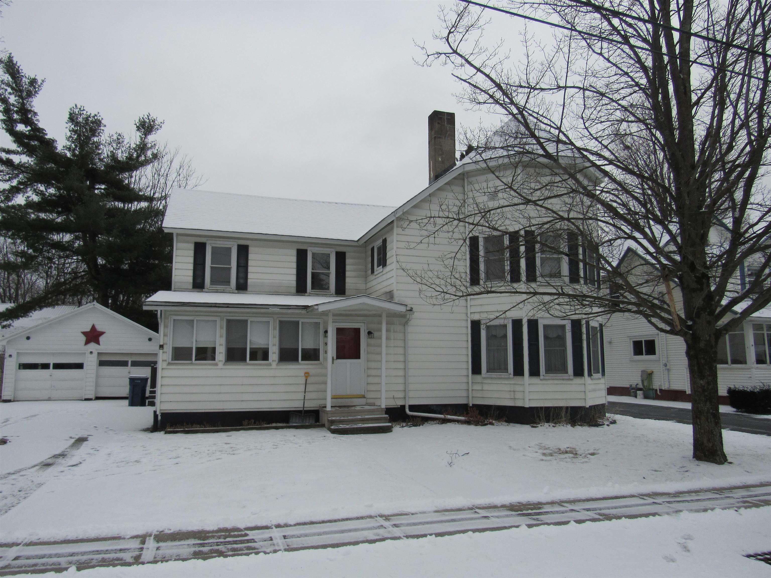 Property Photo:  9 Farrar Street  VT 05488 