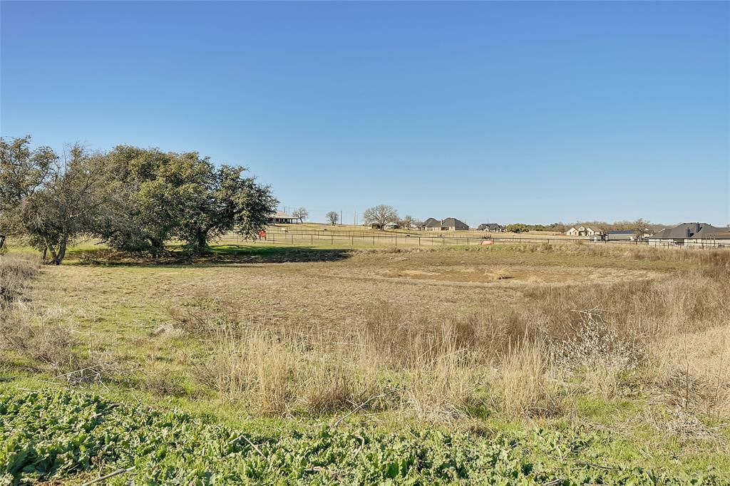 Property Photo:  1013 Paradise Parkway  TX 76487 