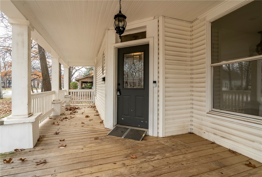 Property Photo:  612 N Madison Street  AR 72761 