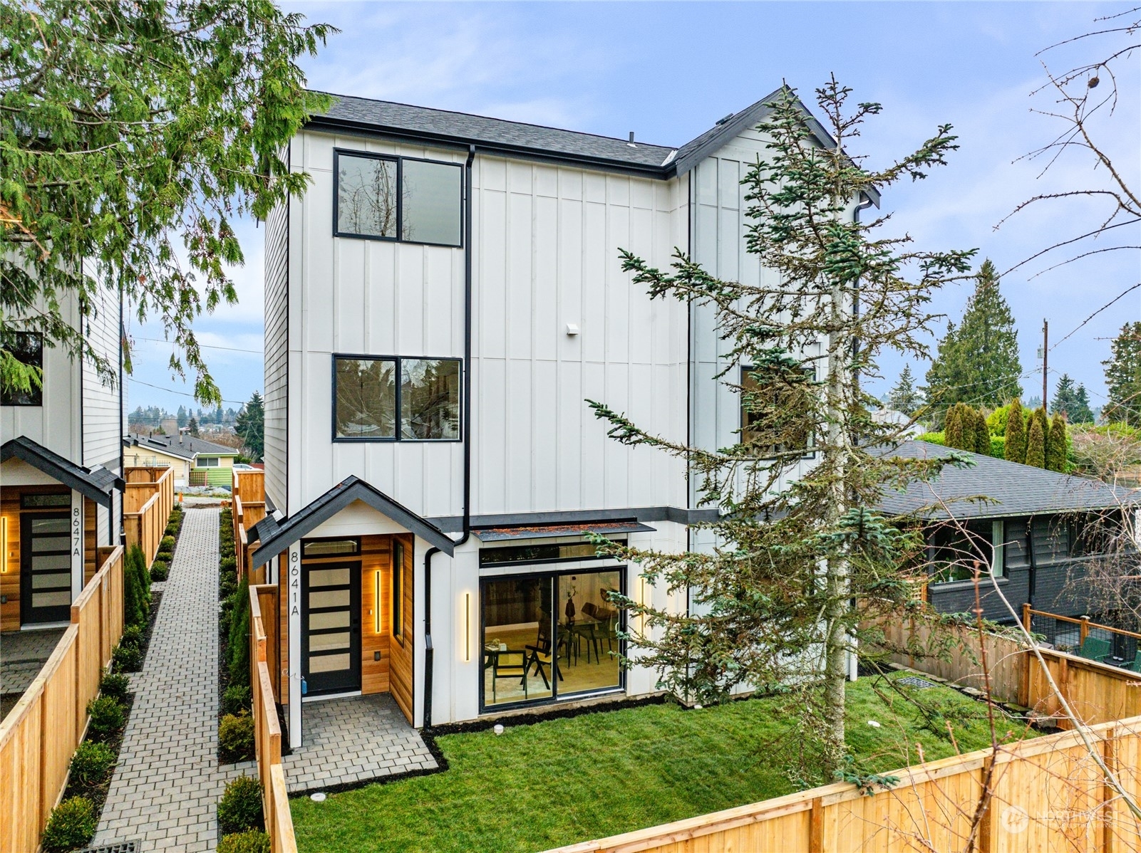 Property Photo:  8641 A  18th Avenue SW  WA 98106 