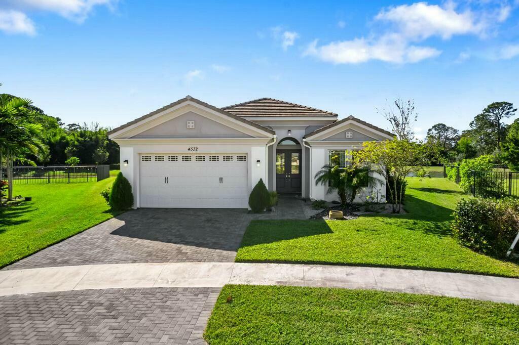 Property Photo:  4532 Applewood Circle  FL 33470 