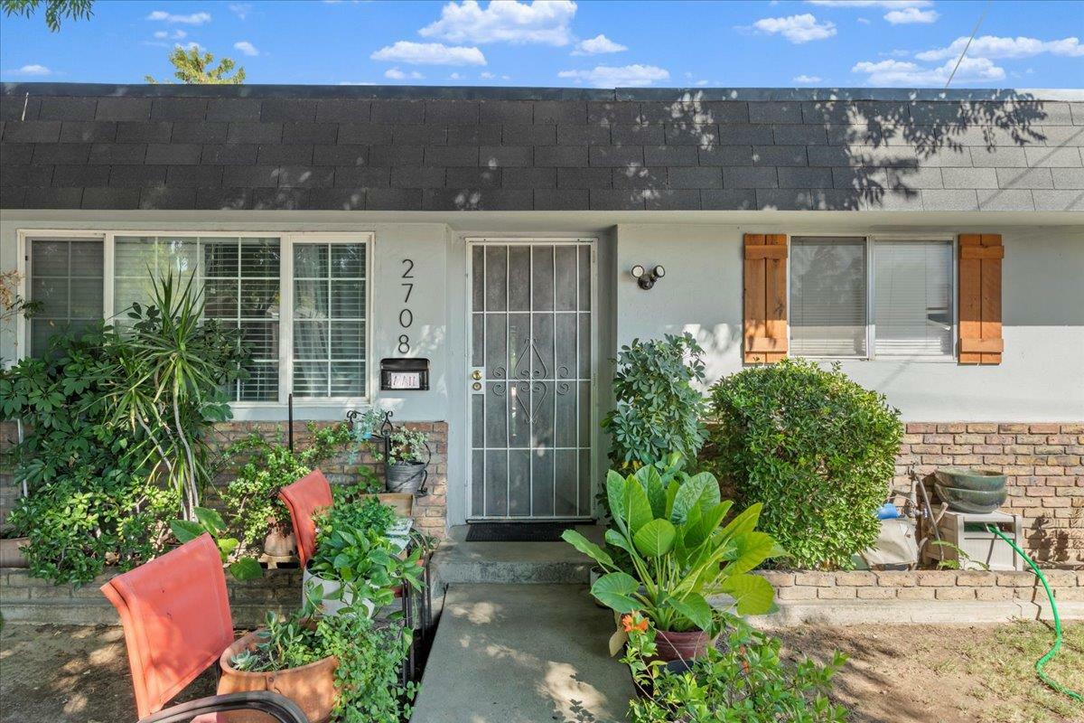 Property Photo:  2710 Carver Road  CA 95350 