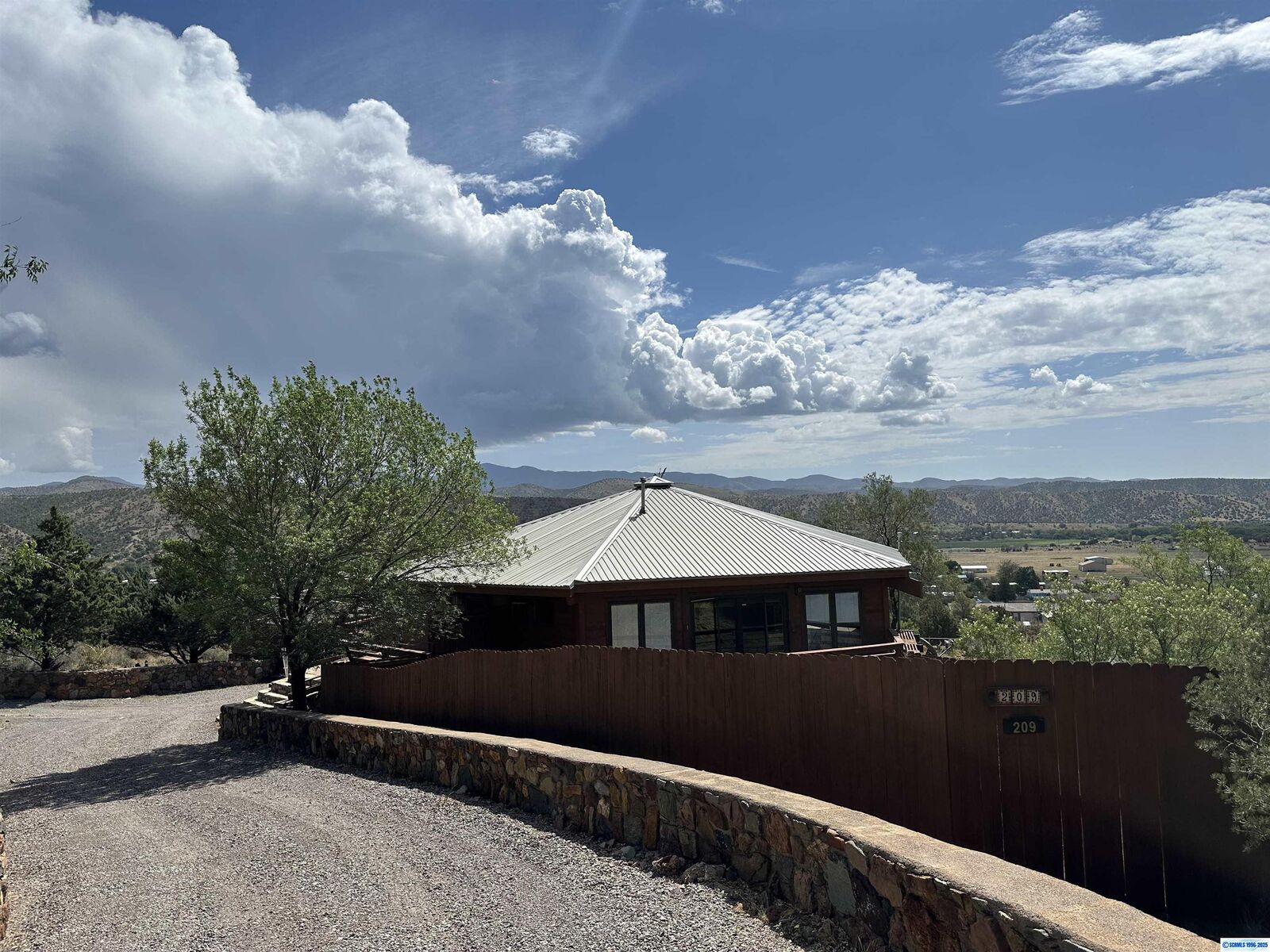 Property Photo:  209 Rio Vista  NM 88049-0000 