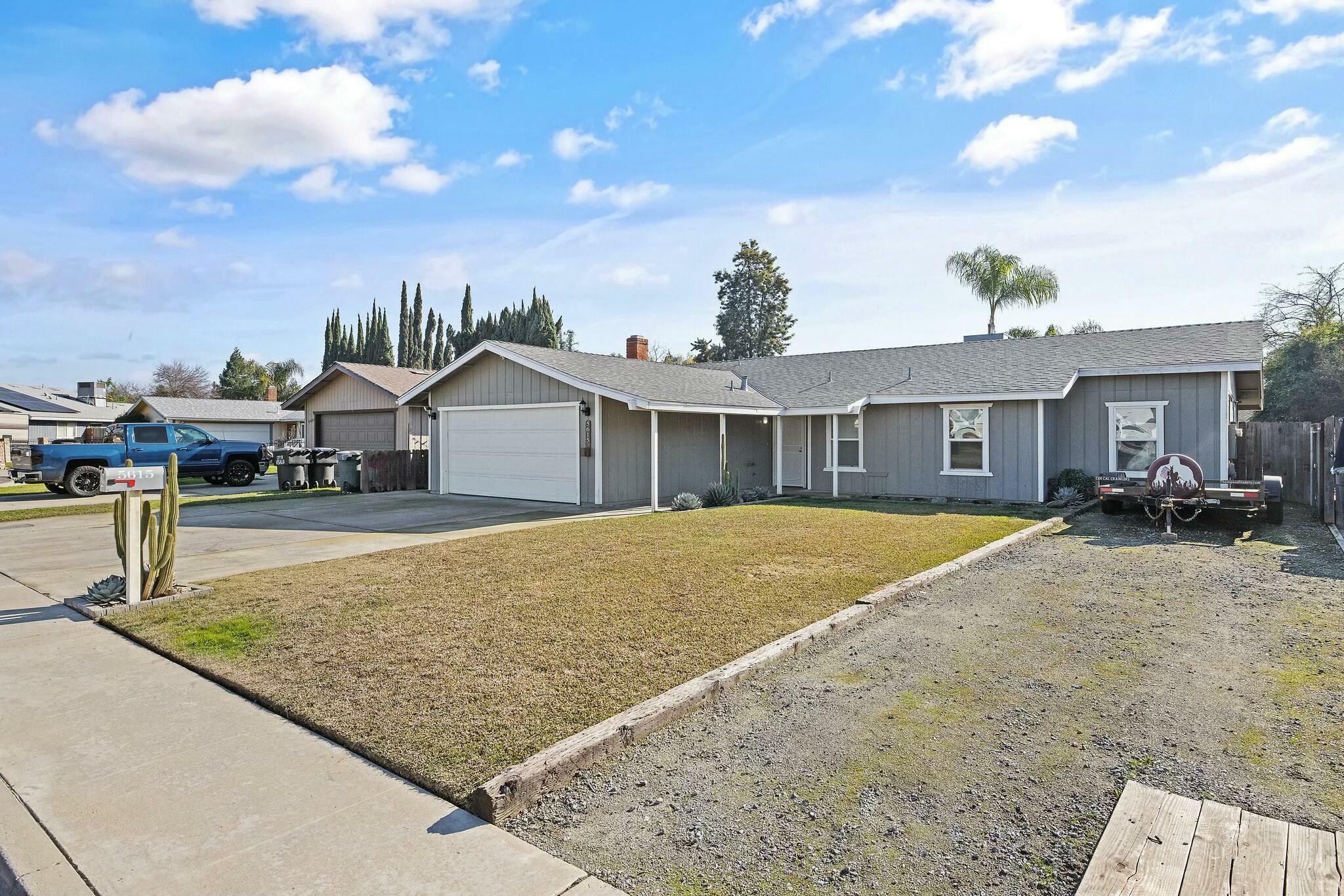 Property Photo:  5615 W Laura Court  CA 93277 