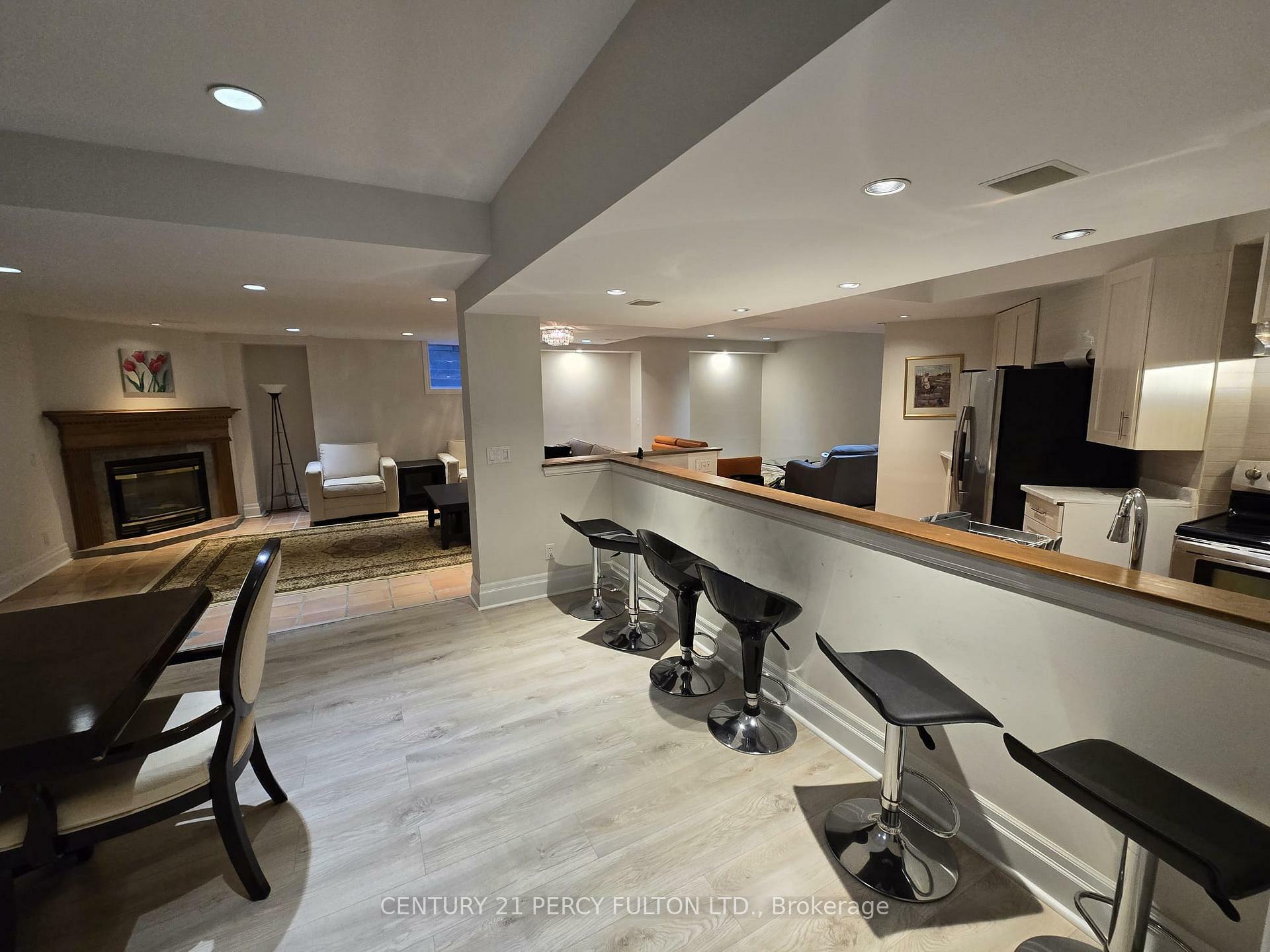 Photo de la propriété: 126 Old Surrey Lane Bsmnt ON L4C 8S6
