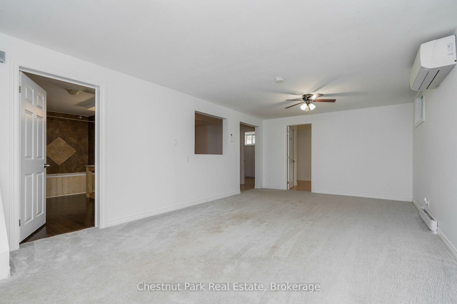 Property Photo:  396 Walnut St  ON L9Y 4C7 