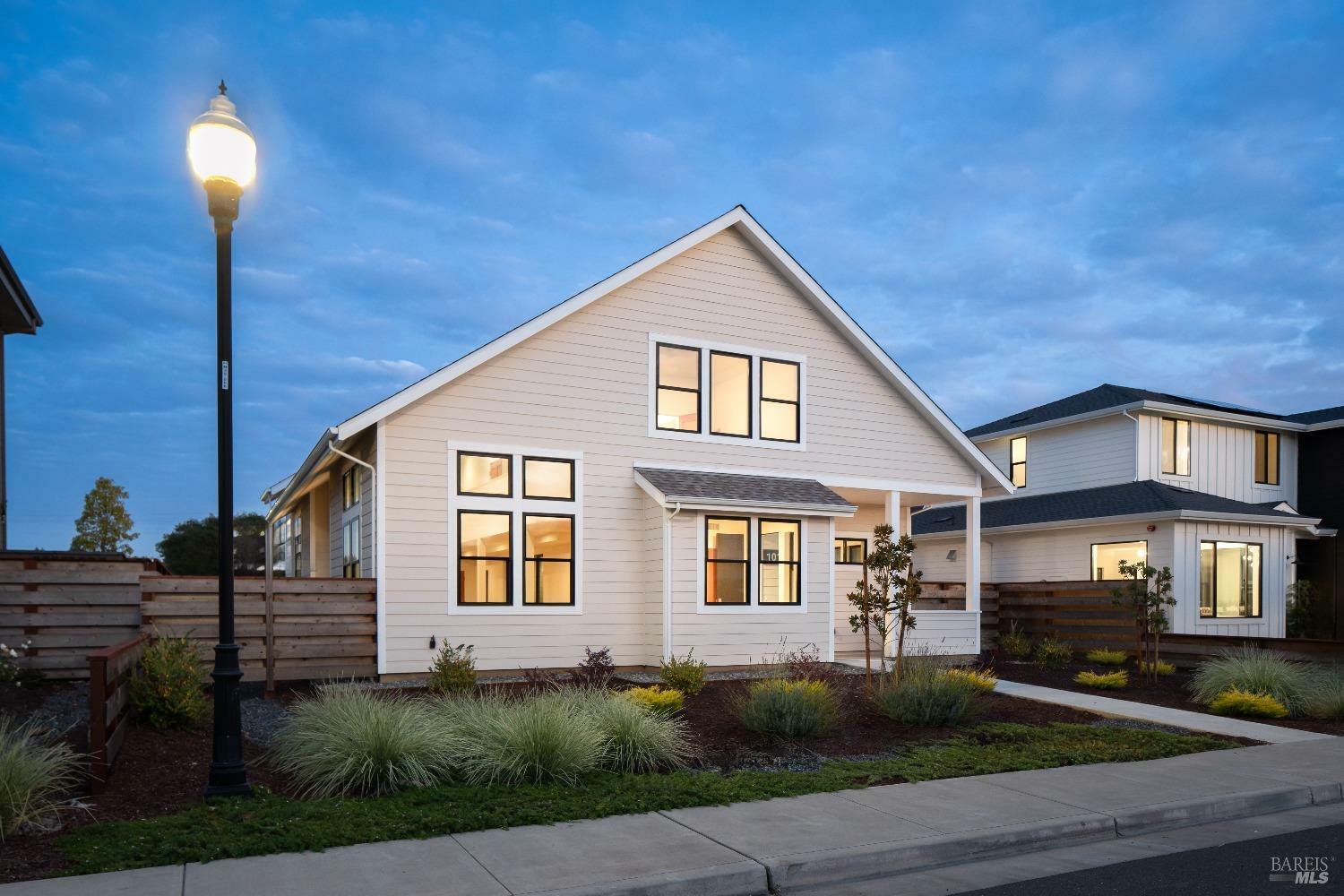 Property Photo: 1010 Trentadue Way CA 95448