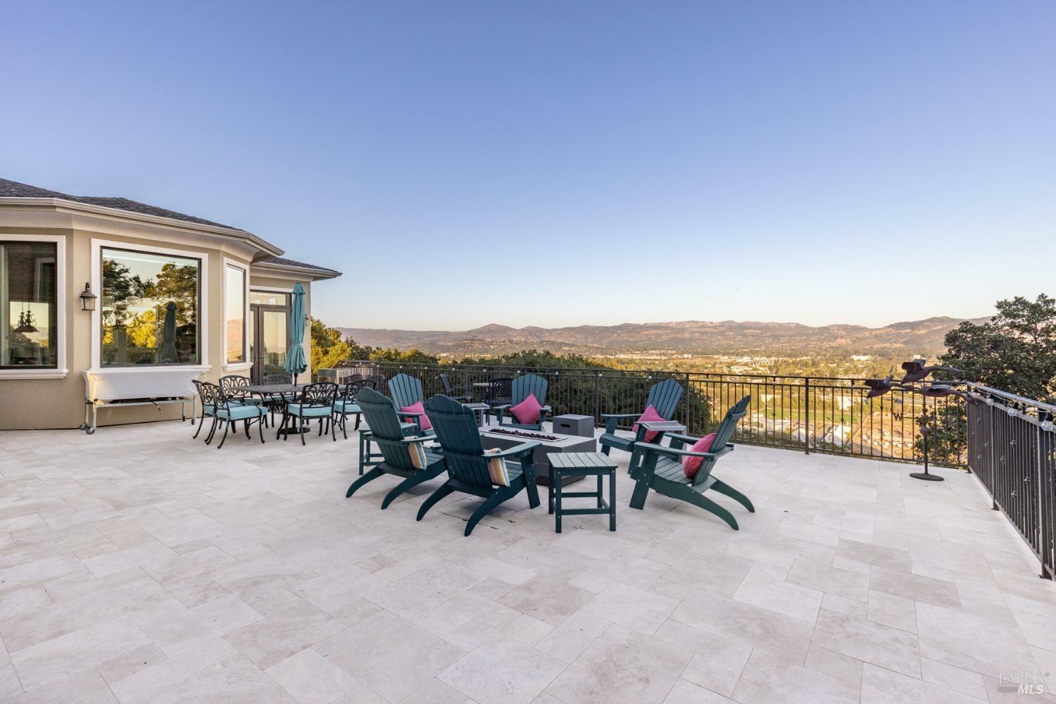 Property Photo:  10 Canterbury Drive  CA 94558 