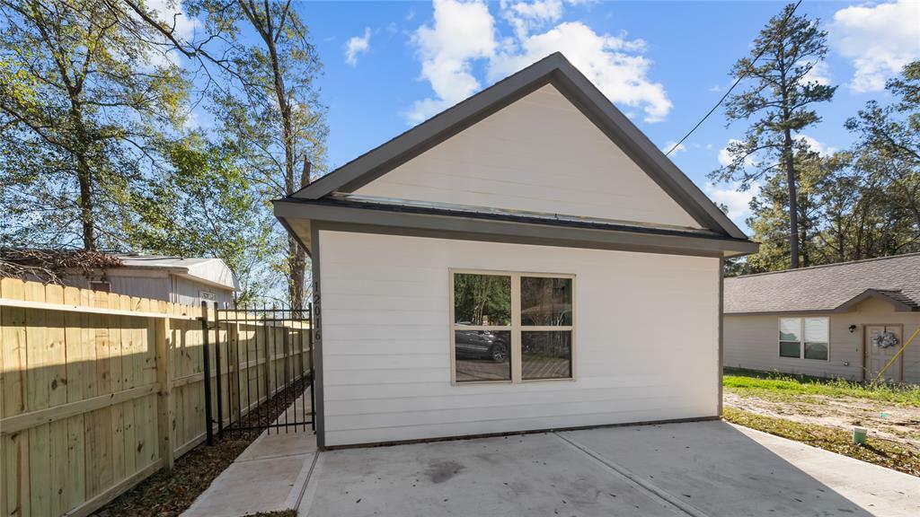 Property Photo:  12016 Canal Street  TX 77318 