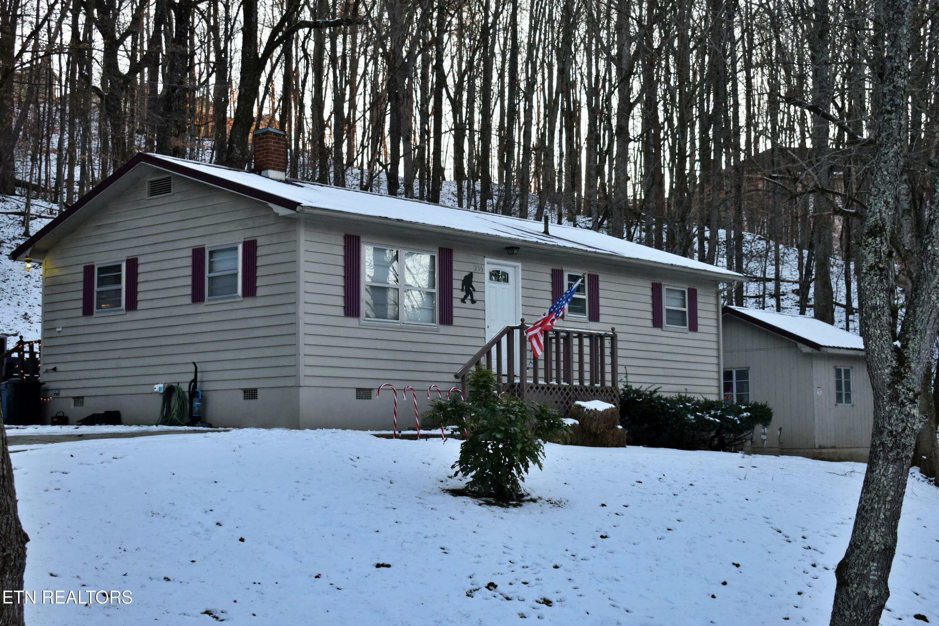 235 E Ashton Drive  Cumberland Gap TN 37724 photo