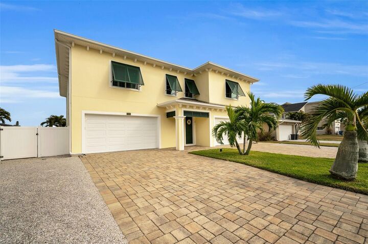 Property Photo:  11325 5th Street E  FL 33706 