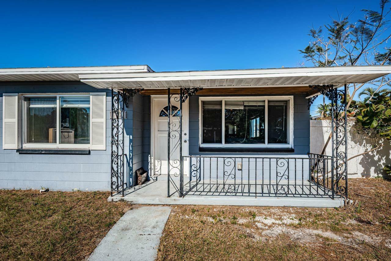 Property Photo:  4051 30th Avenue N  FL 33713 