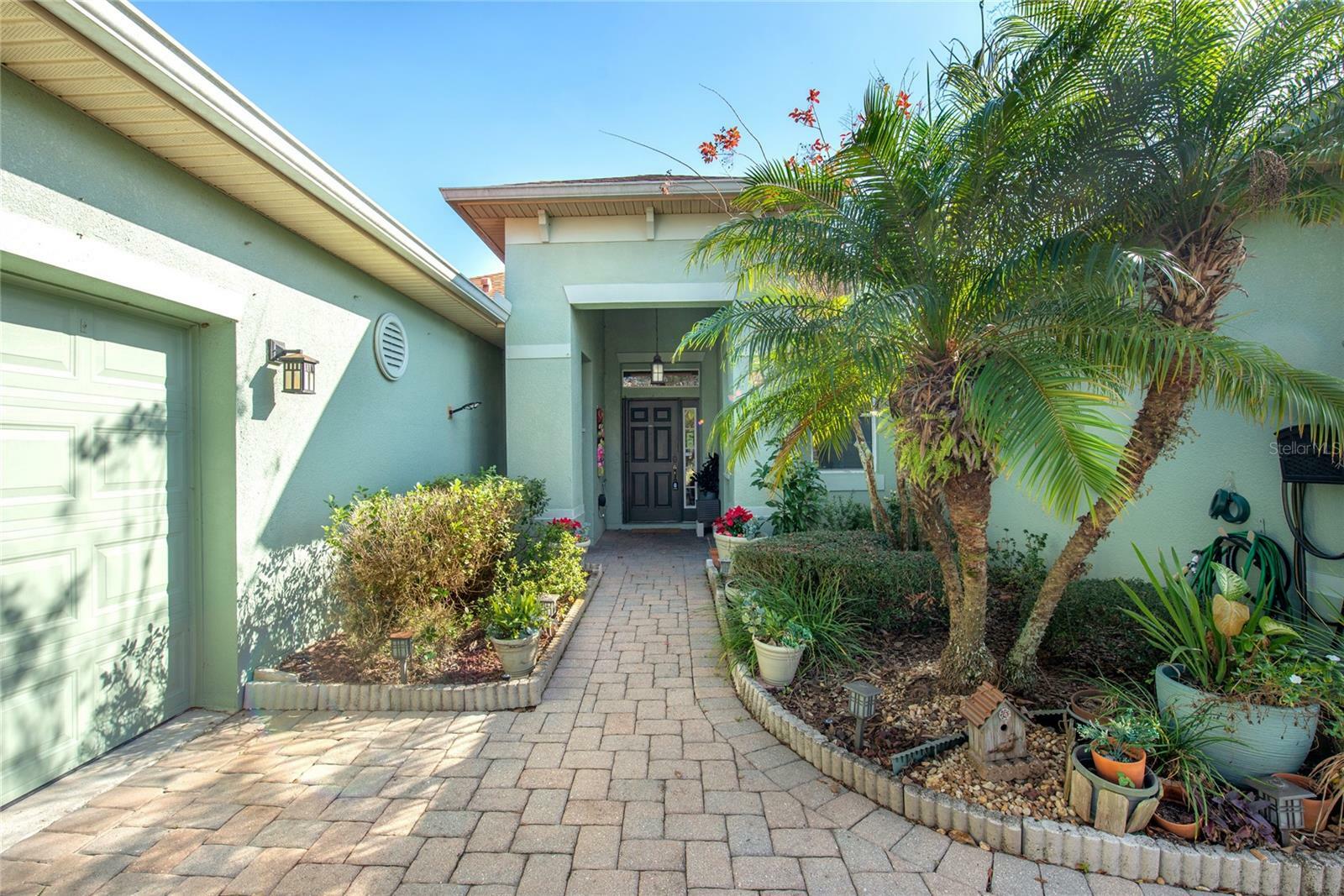 Property Photo:  300 Sorrento Road  FL 34759 