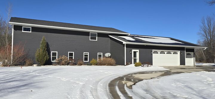 6020 Wilson Road  Fruitport MI 49415 photo