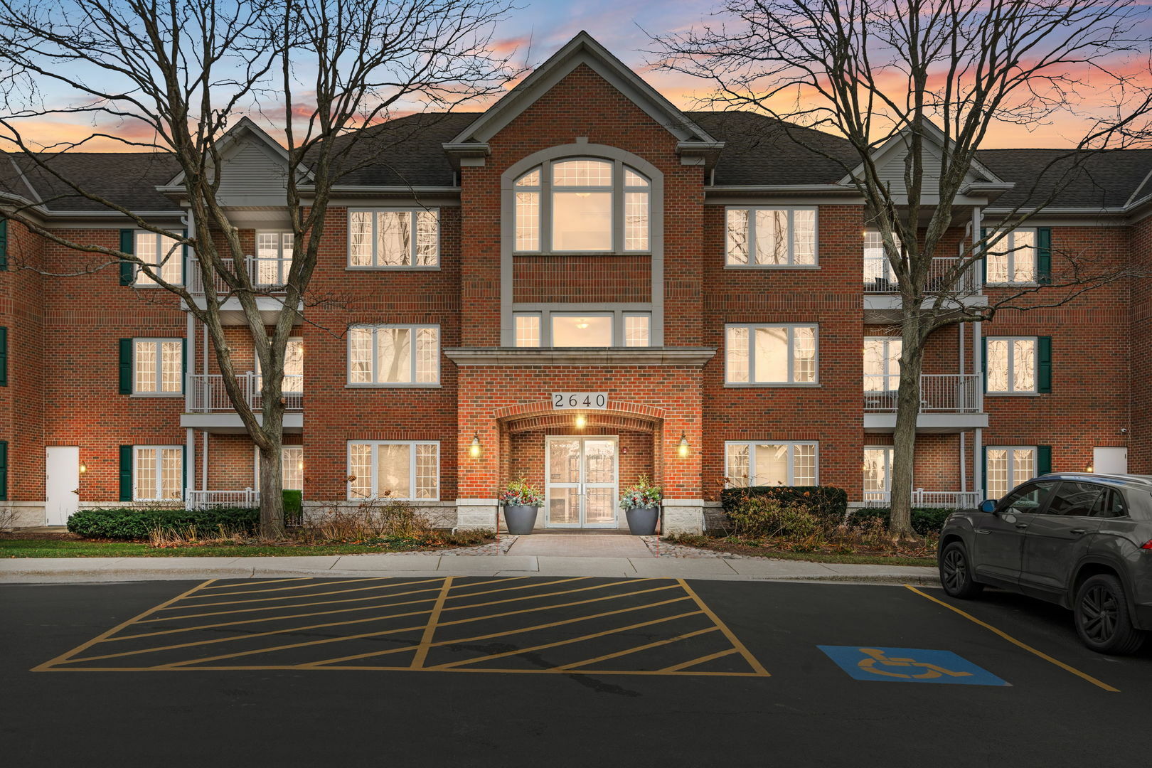 Property Photo: 2640 Summit Drive 301 IL 60025